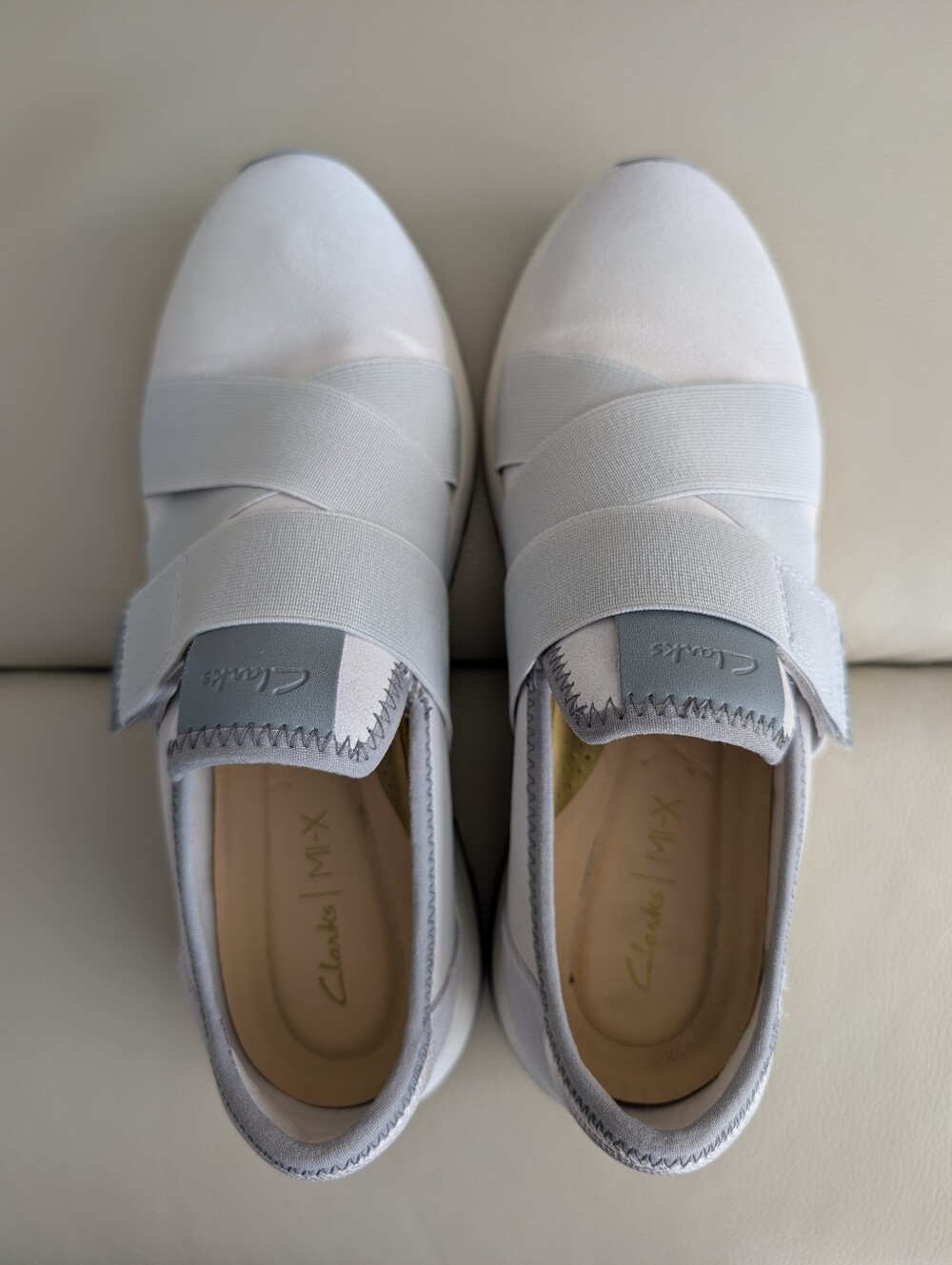Clarks Women's Suede Light Gray Elastic Slip-On Sneakers